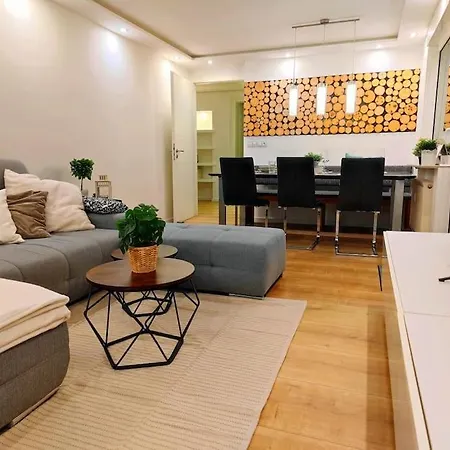 Wohlfuehlen Mit Weitblick Appartement